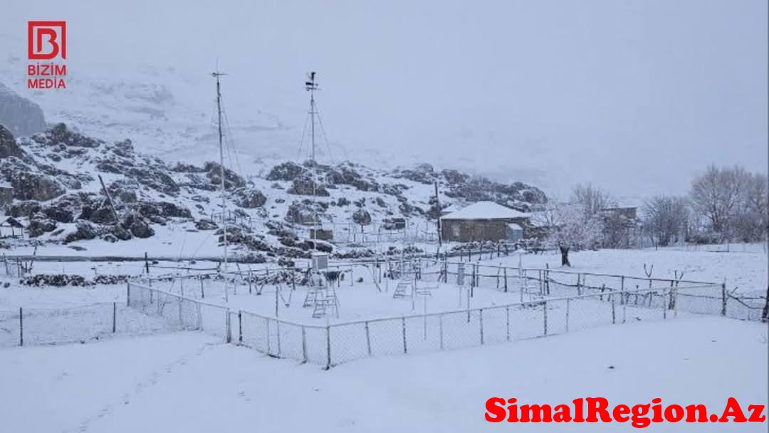 Baharda Şimal bölgəsinə qar yağdı