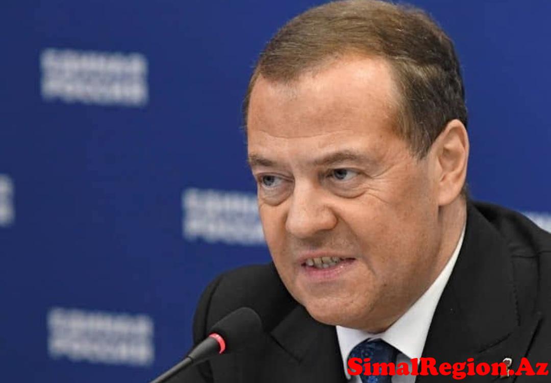 Medvedev Ukrayna xalqını və Zeleniskini təhqir etdi