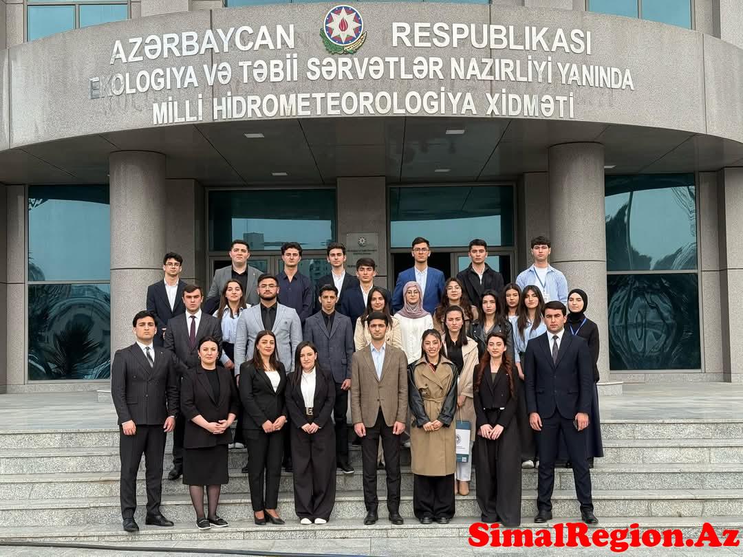 Xidmət əməkdaşları tələbələr üçün təlim keçib.