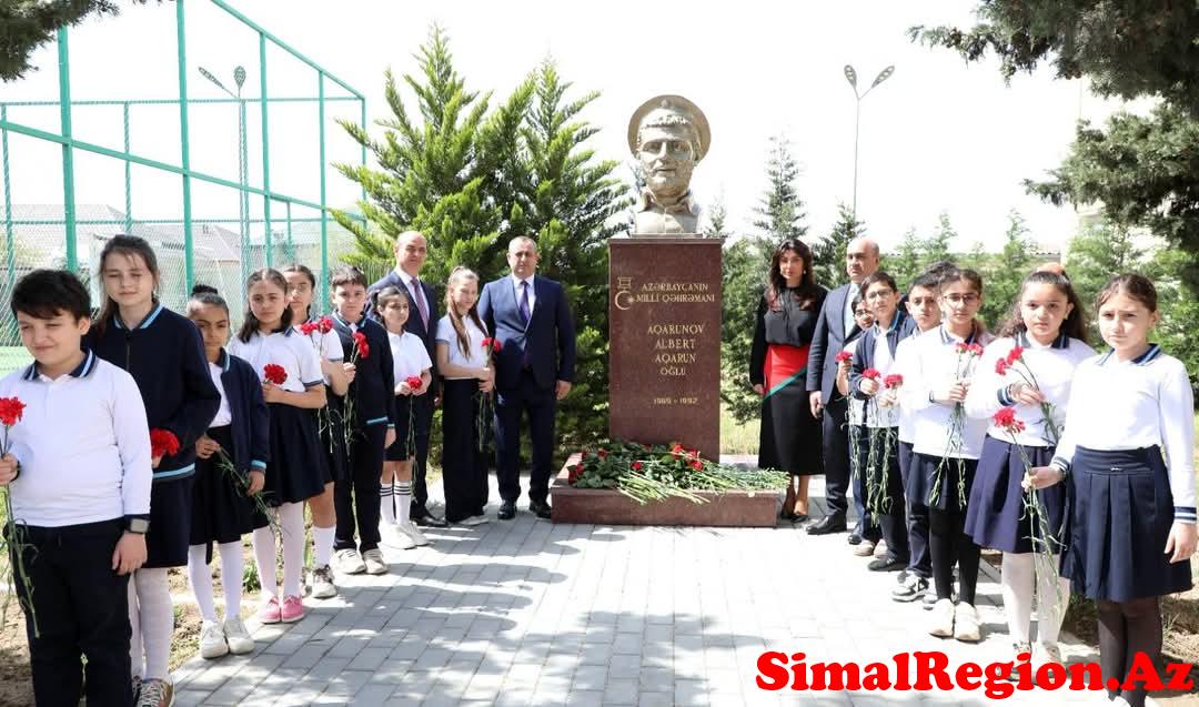 Bakıda Suraxanı rayonunda Milli Qəhrəman Albert Aqarunovun xatirəsi anılıb