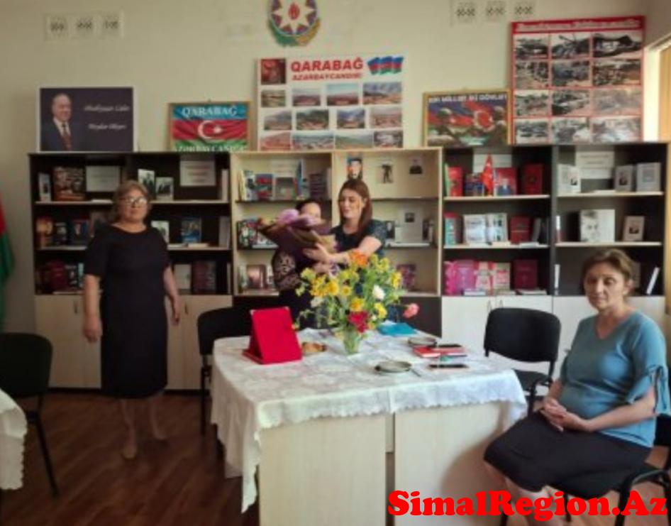 Kitabxana müdiri Həmidə İsgəndərova təqaüdə göndərilib Foto