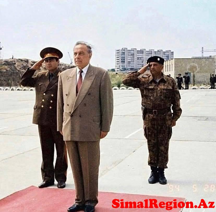 Azərbaycan ordusunun formalaşmasında Ulu öndər Heydər Əliyevin misilsiz xidmətləri olub